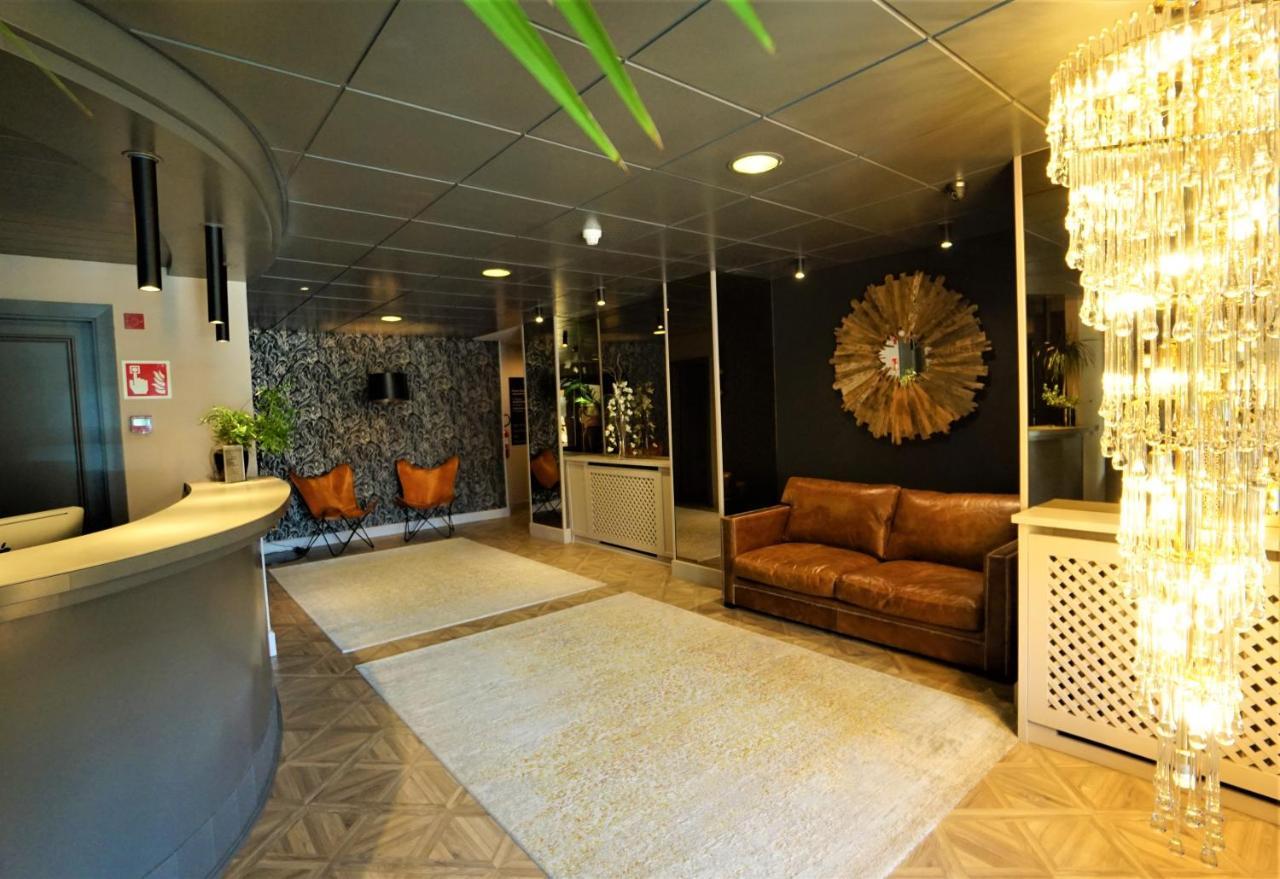 Hotel & SPA Niunit El Serrat Exterior foto