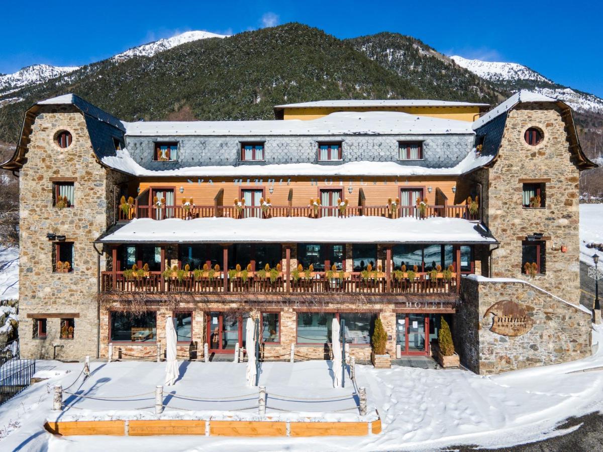 Hotel & SPA Niunit El Serrat Exterior foto
